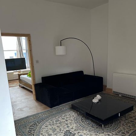 New Flat, Own Bathroom, Sitting Room & Large Bedroom - Walsall Bescot المظهر الخارجي الصورة