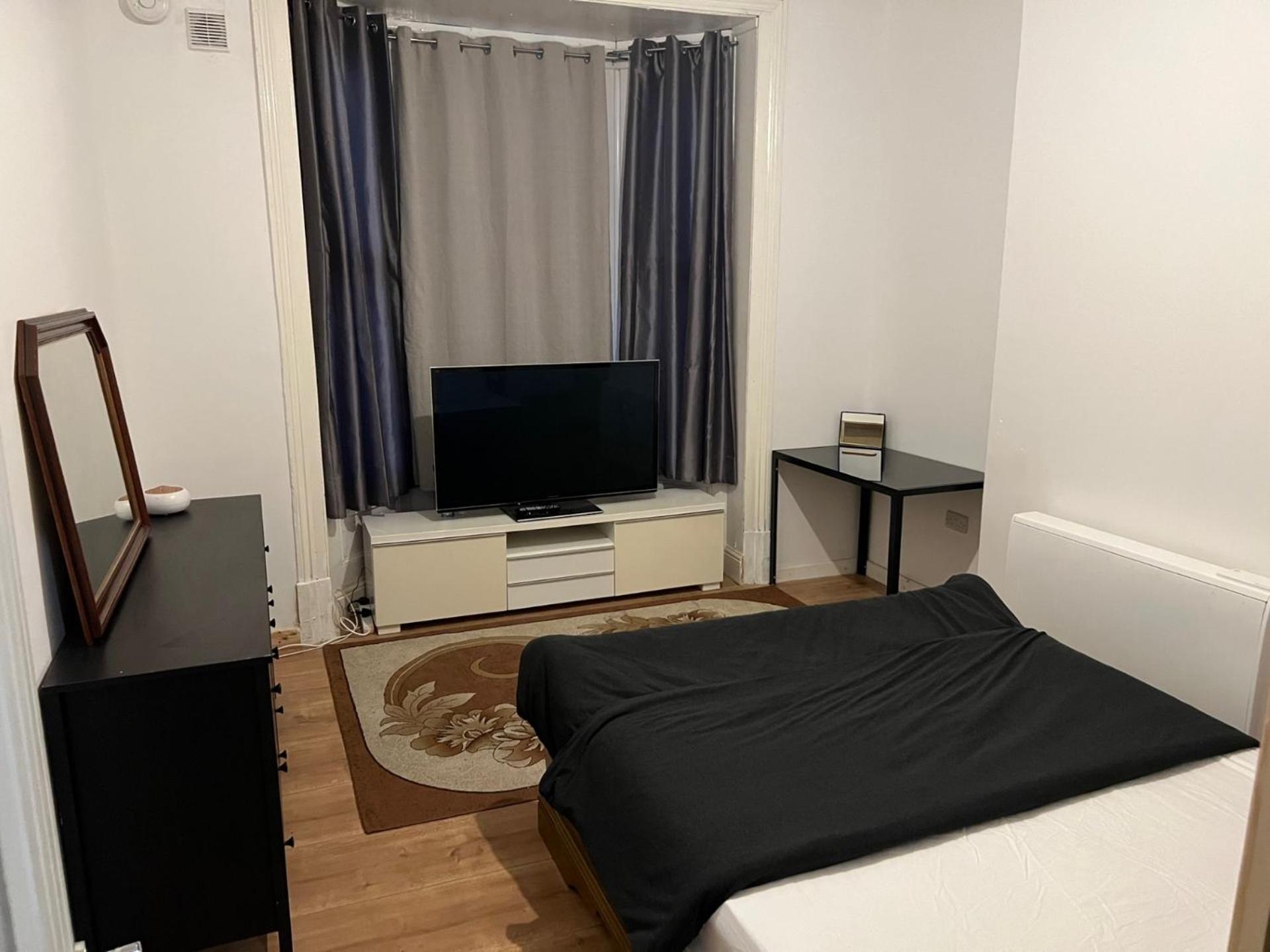 New Flat, Own Bathroom, Sitting Room & Large Bedroom - Walsall Bescot المظهر الخارجي الصورة